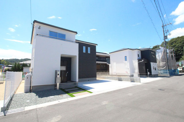 玉野市長尾の新築 一戸建て 分譲住宅の外観写真