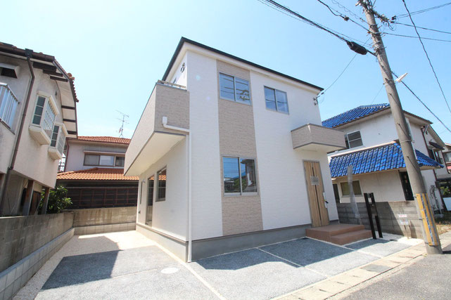 岡山市南区福成の新築 一戸建て 分譲住宅の外観写真