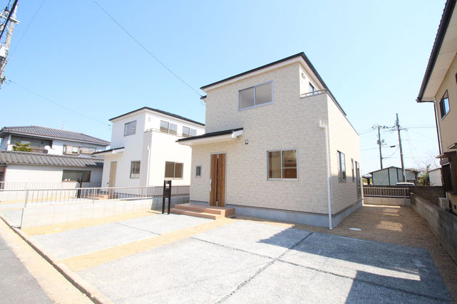 岡山県岡山市東区西大寺中野の新築 一戸建て 分譲住宅の外観写真