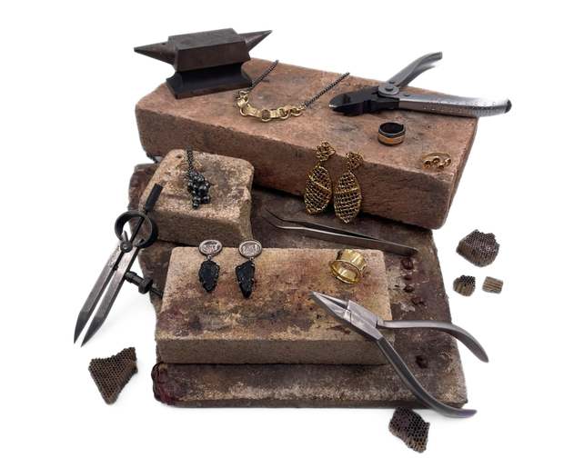 Foto: Dora Des | Schmuck: Atelier STOSSIMHIMMEL