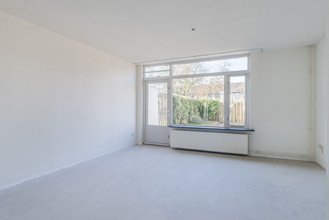 Huis is totaal leeg zonder meubels en is klaar voor de nieuwe bewoners in Duiven 