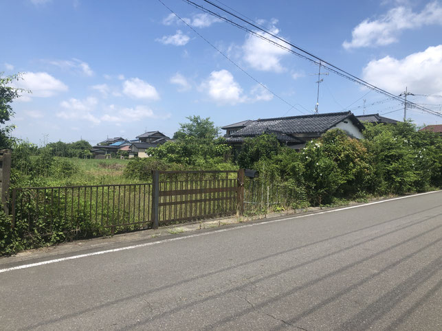 売り土地　行田市下中条　古家あり
