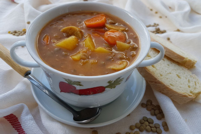 Linseneintopf mit Tofuwürstchen