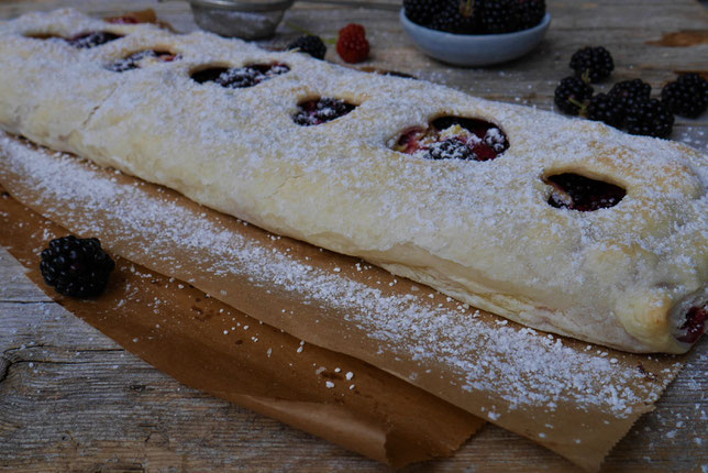 Brombeer-Topfen-Strudel