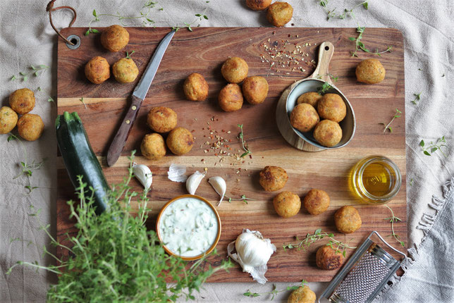 Falafel mit Zucchini und Karotten