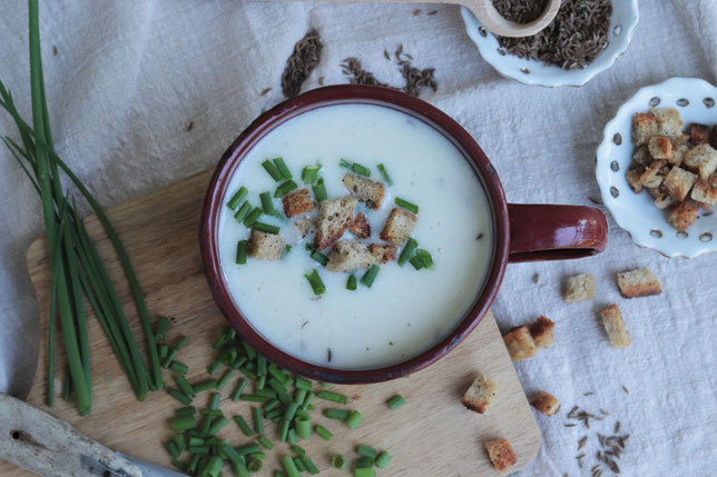 Sauerrahmsuppe