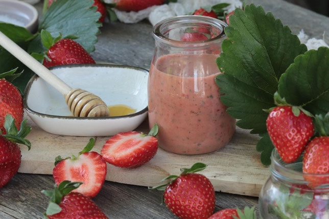 Erdbeer-Basilikum-Vinaigrette