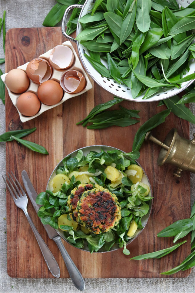 Bärlauchlaibchen mit Salat
