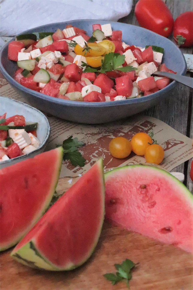 sommerliche Melonen-Feta Salat
