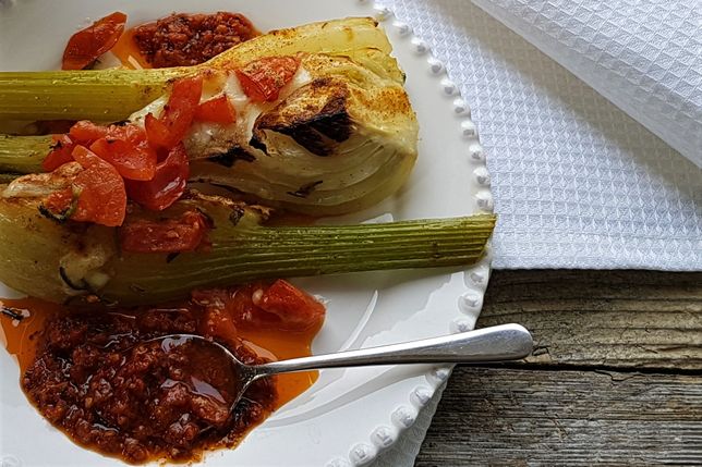 Fenchel mit Tomaten und Mozzarella