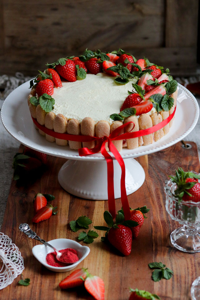 Erdbeer Malakofftorte