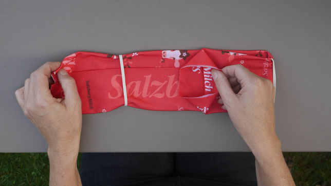 9. Auf einer Seite eine Tasche formen