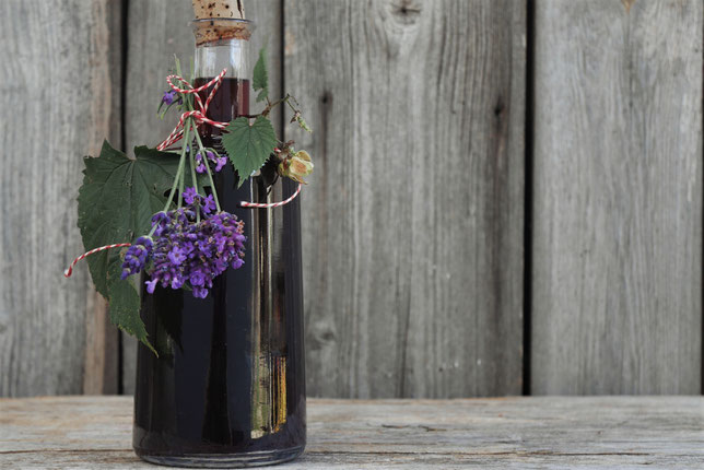 Schlafwein mit >Lavendel und Hopfen