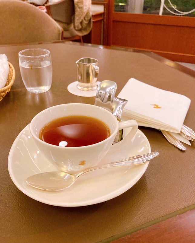 いつも思う･･･ここの紅茶は格別に美味しく感じます。ちいさな器でとろっとした飲み心地。キームン、3杯おかわりしちゃいました。【ウエスト青山ガーデン】（乃木坂）