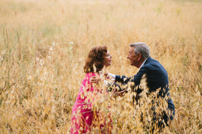 Revenu dans son village familial, Astolfo (Gianni Di Gregorio) tombe amoureux de Stefania (Stefania Sandrelli) (©Bibi Films/Le Pacte).