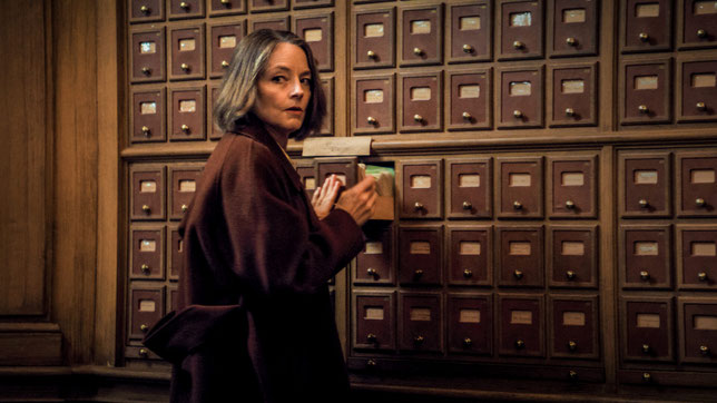Psychiatre, Lilian Steiner (Jodie Foster) enquête sur la mort d'une de ses patientes (©George Lechaptois/Les Films Velvet/Buenos Hair/France-3 Cinéma/Ad Vitam).