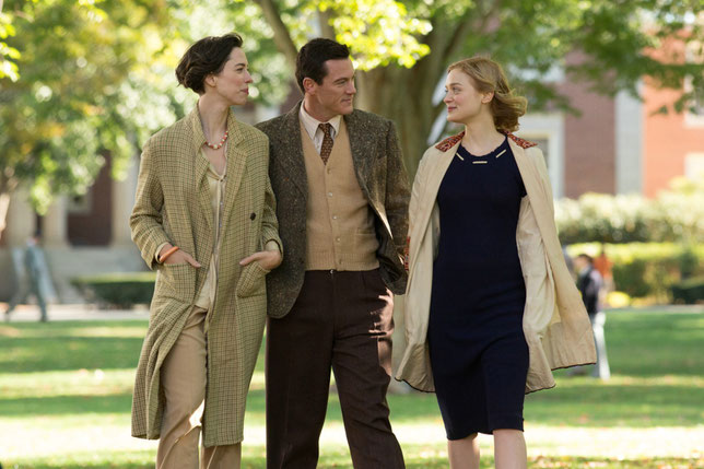 Heureux homme: William Marston (Luke Evans), entouré de sa femme Elizabeth (Rebecca Hall, à gauche) et de leur maîtresse Olive (Bella Heathcote) (©Sony Pictures/LFR Films).