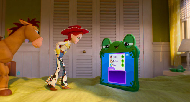 Jessie, avec son fidèle cheval Pile-Poil, refuse de baisser les bras face à la nouvelle venue, la tablette Lilypad (©Disney/Pixar).