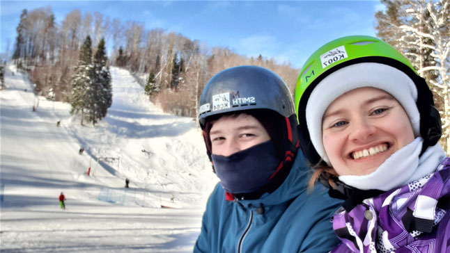 Mitpraktikant Jonas und Alexandra im Ski Lift.