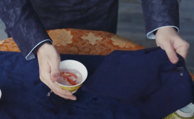 FD03 宋勝　籠目茶器　茶入れ　桜蒔絵　貝入 中国古典「不老不死の豆蒔き（仙人栽豆）」/ The Immortal Sowing