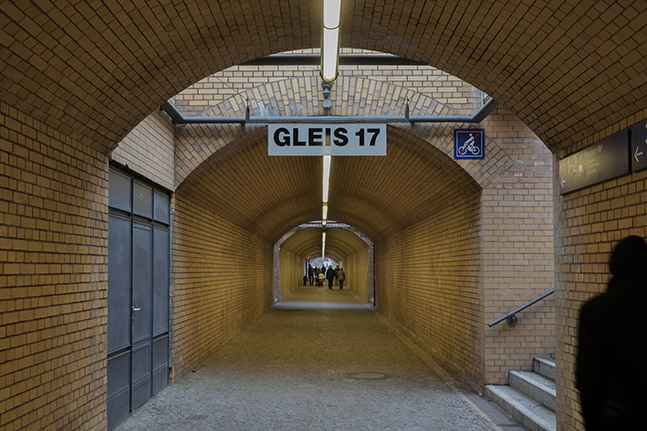 Berlin, Grunewald, Gleis 17. Von 1941 bis 1945 wurden von hier aus Juden in die Vernichtungslager deportiert