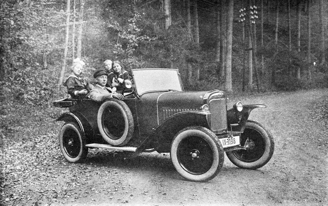 1926: Der Opel "Laubfrosch" des Dr. med. Johannes Hegener aus Eslohe