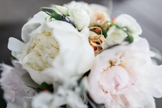 Ringfoto Hochzeit Inspiration