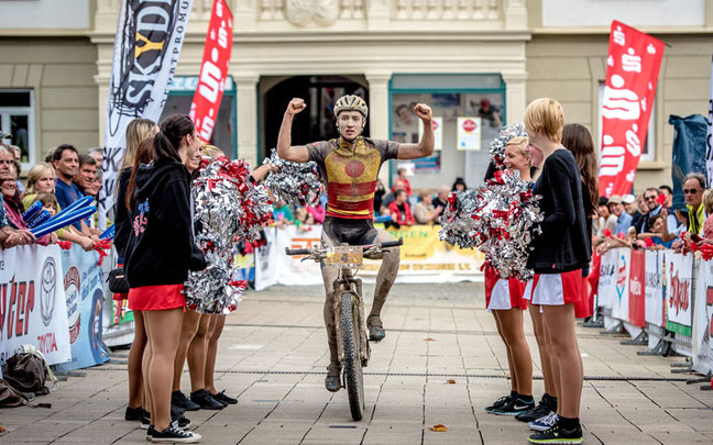 Simon Stiebjahn ist der Überraschungssieger der fünften Trans Zollernalb © Armin M. Küstenbrück