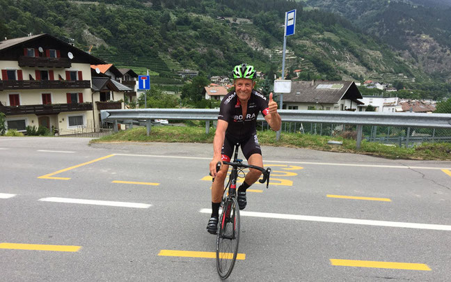 Rennrad-Legende Didi Thurau in Südtirol unterwegs: "Tolle Radwege und nette Menschen" © Martin Pirhofer/Hotel Jagdhof