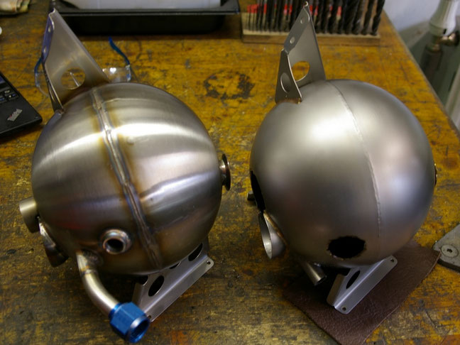 deaerating deaerator dry sump oil tank