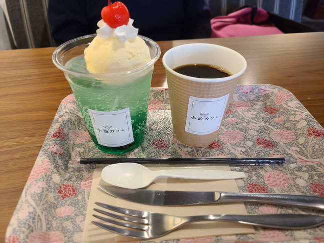 ▲小池カフェのノスタルジークリームソーダ