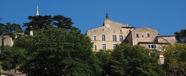 village de bonnieux par Hans Braxmeier sur communes pour e-cime.fr