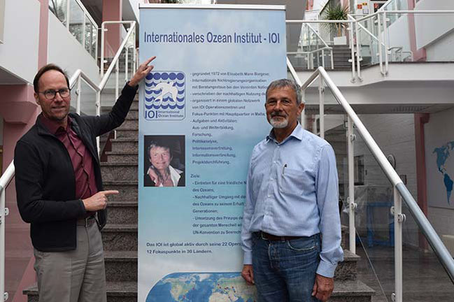 Professor Raimund Bleischwitz and Dr Werner Ekau, IOI Germany