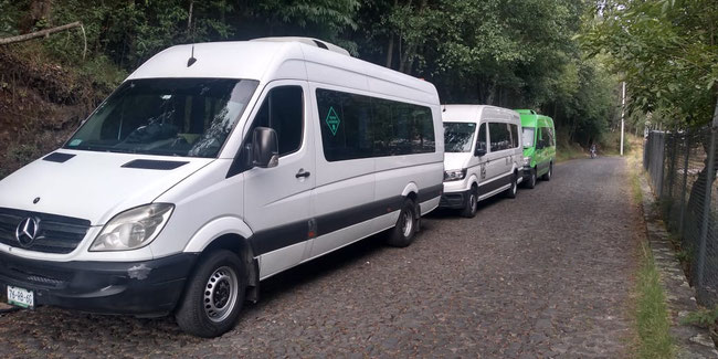 renta de camionetas de turismo, excursiones, viajes, eventos, salidas familiares, salidas de amigos, viajes de carretera, indexar