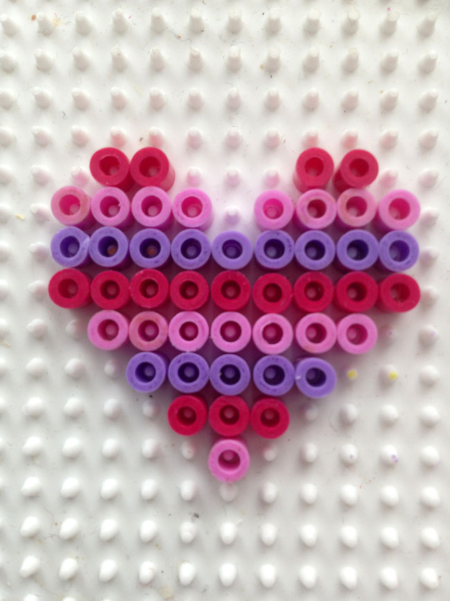 Basteln mit Kindern,HAMA, Bügelperlen, Perler Beads, Muttertag, Geschenk selbermachen, DIY, Deko