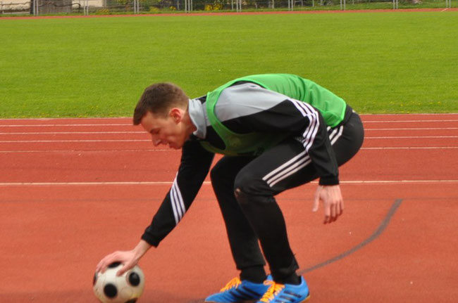 Babo-Keeper Tobias Briker wurde mit rot bestraft.