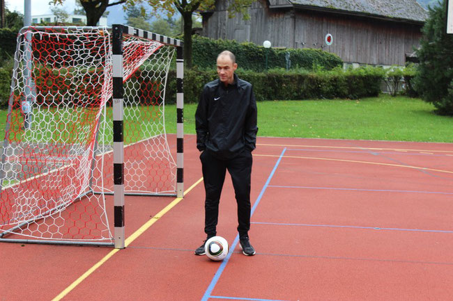 Simon "Milos" Bosshard holte einen ganzen Kartensatz!