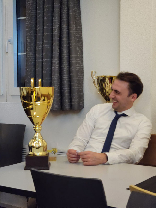 Starspieler Daniel Divkovic verstärkte die Moustaches.