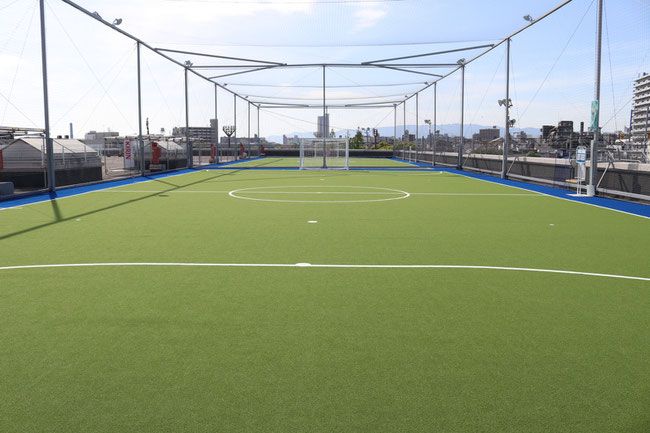 株式会社シナジウム シナジウム フットサル スポーツ施設のコンサル建設 人工芝 スポーツコート