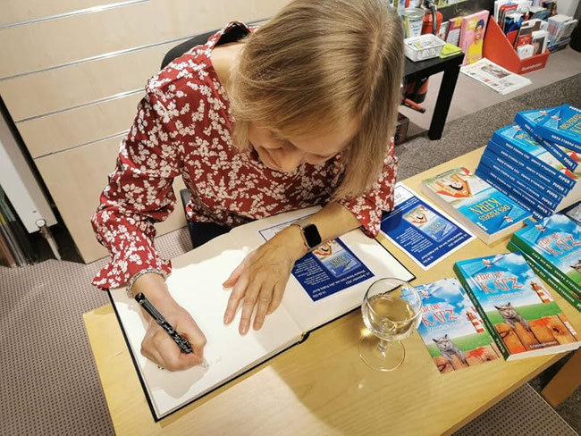 Foto: Lesung in der Buchhandlung Nettesheim 2022