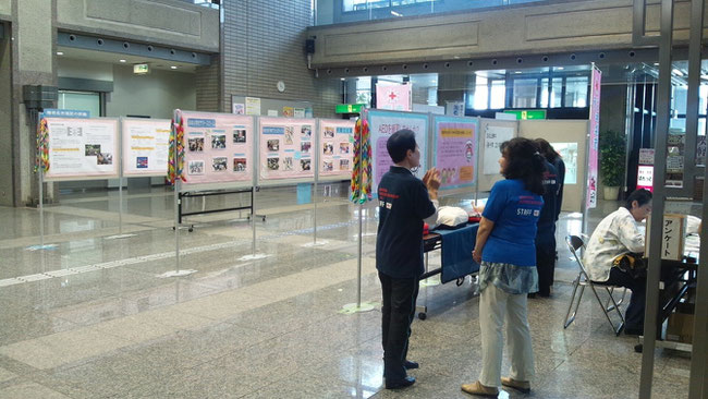 赤十字パネル展(毎年5月)