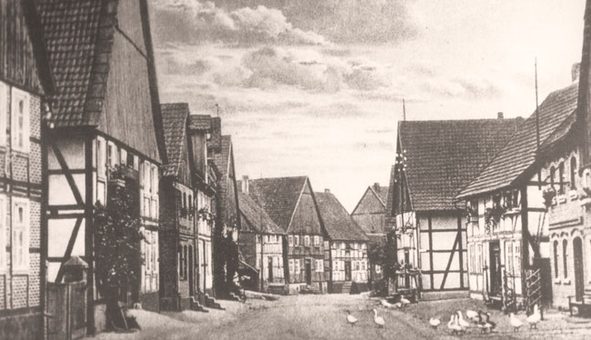 Der Steinweg 1940.  (Aus dem Buch "Alt Borgentreich in Bildern" von Bernhard Kösters)