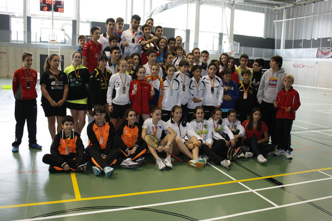 Jugadores premiados en el Torneo Internacional de Gijón Master S13-S17.