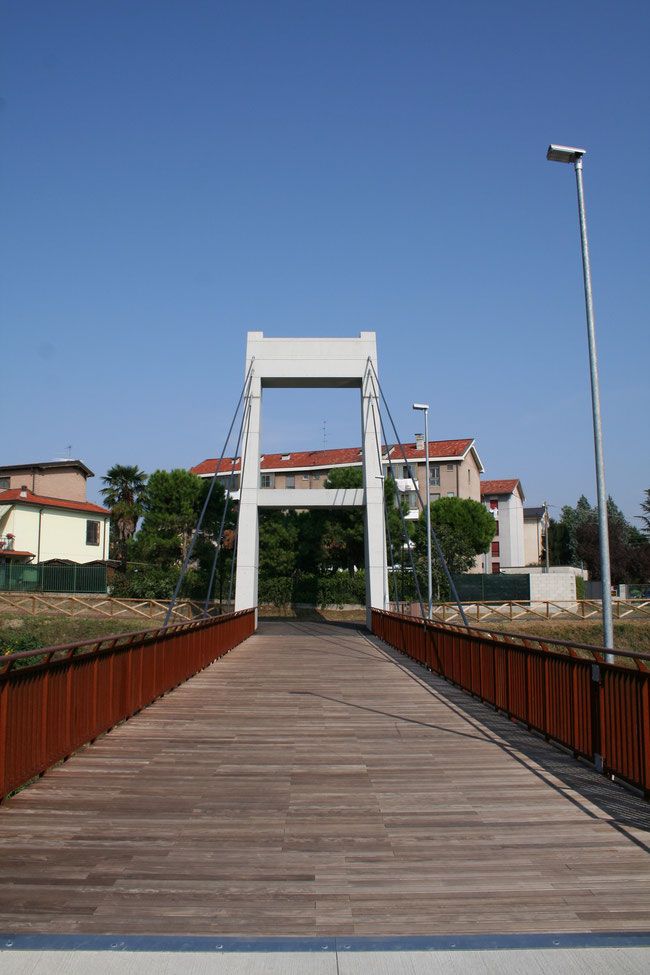 Secondo ponte sul fiume Lambro