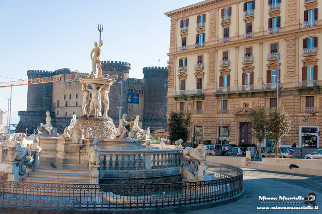 Fontana del Nettuno (Napoli)
