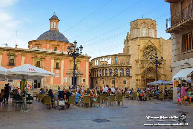 Plaza de la Virgen e complesso della Cattedrale