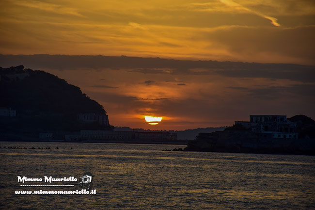 Tramonto a Nisida
