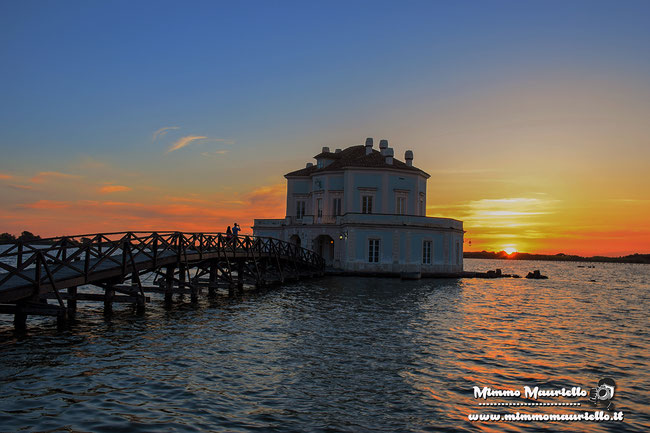 Casina Vanvitelliana - Lago del Fusaro (Bacoli)