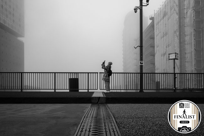 Street Hamburg - Silvia Grimpe / Silly Photography - Finalist - Minimalism - Streetfotografie