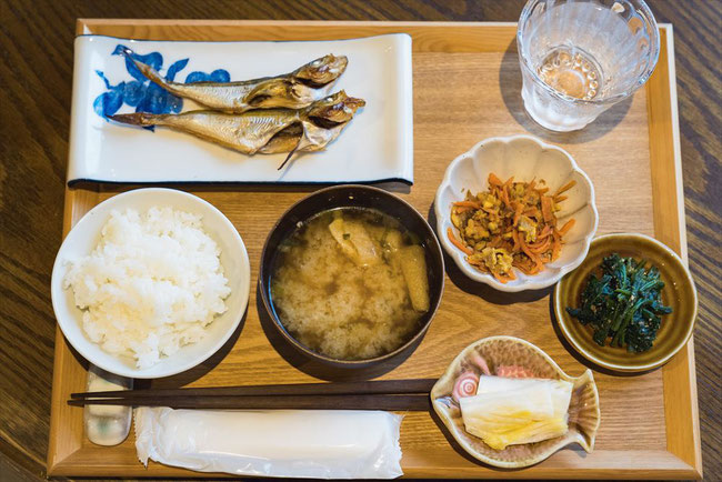 兵庫県竹野「ひととまる」の朝食